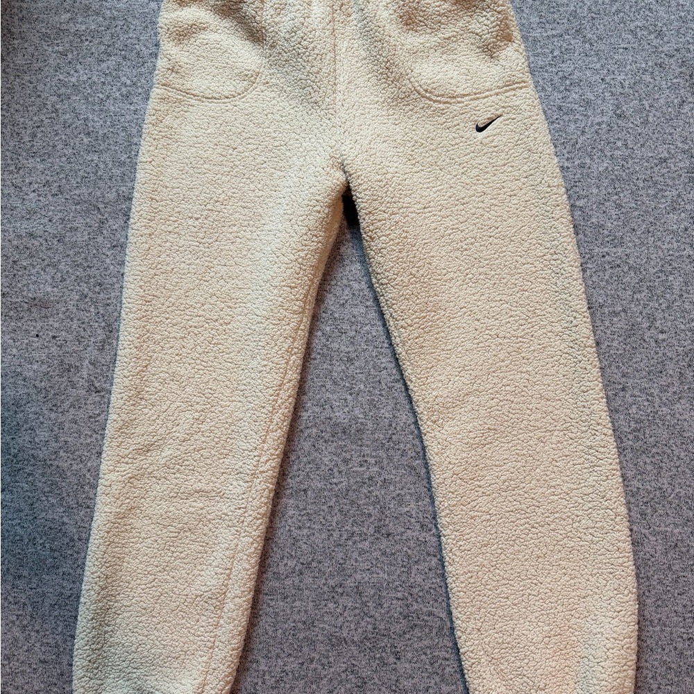 Women’s Nike Therma Fit Sherpa Pants